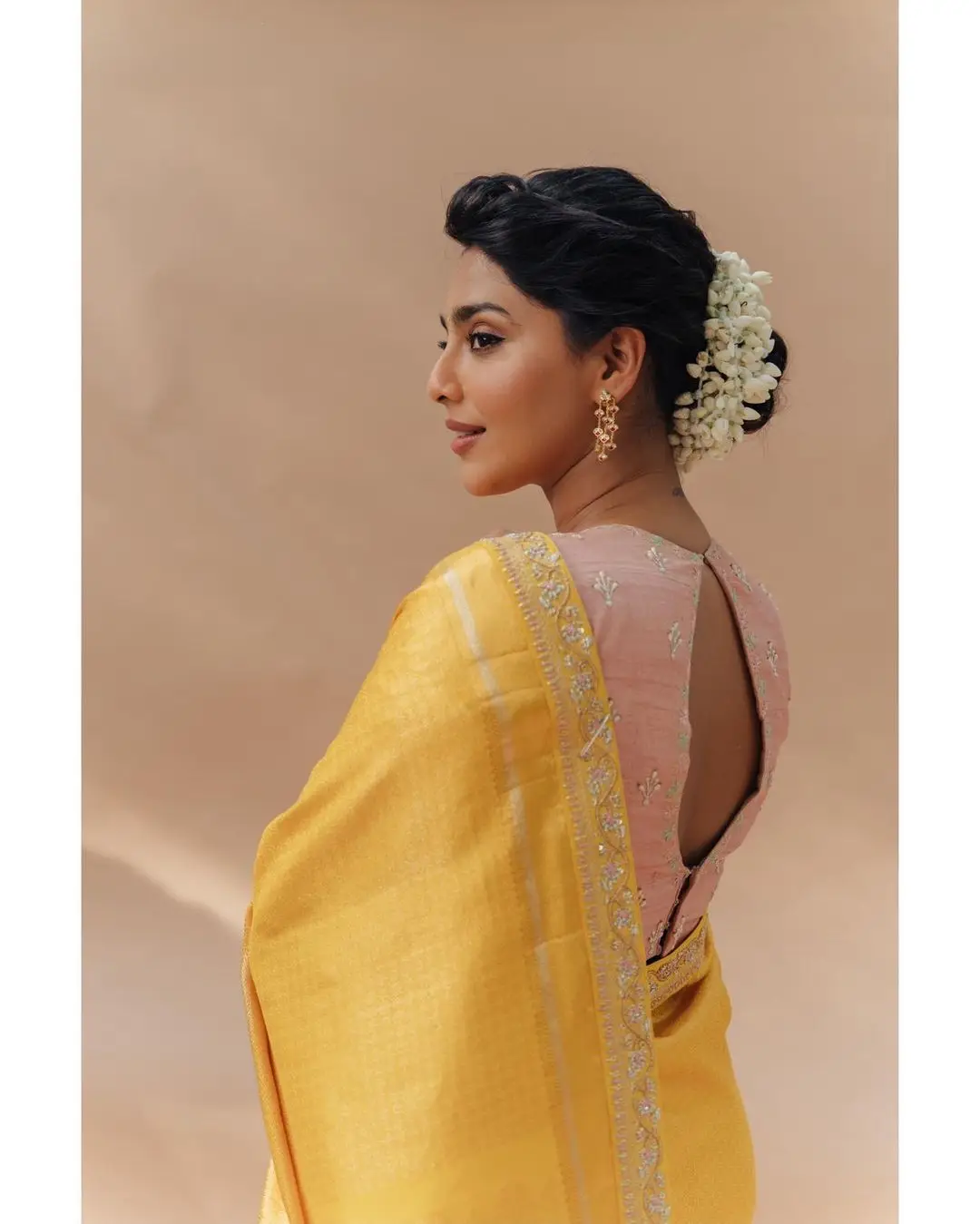 Aishwarya Lekshmi in Indian Tradition Yellow Color Saree Pink Blouse